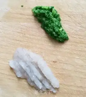 Make Shrimp oatmeal step 1