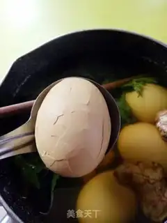 Make Eggs boiled by herbs step 2