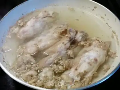Make The feet of a halogenated pig step 3