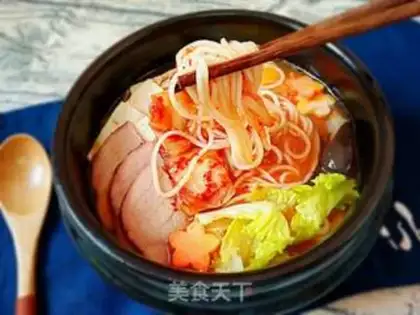 Make Sour spicy noodles step 4