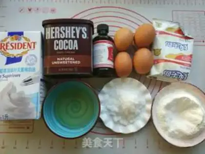 Make Red velvet cake rolls step 0