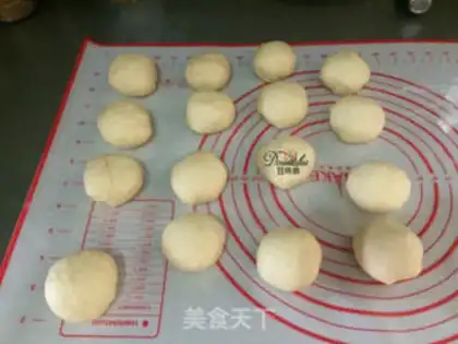 Make Onion salty bread step 3
