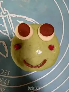 Make Elbow frog buns step 12