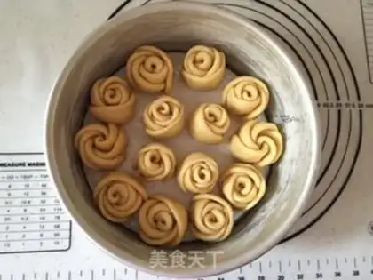 Make Rose bread step 8