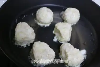 Make Cheese omelet step 6