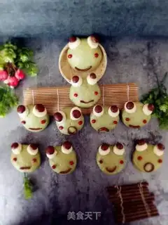 Make Elbow frog buns step 15