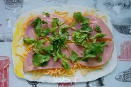 Make Cheese ham roll step 2