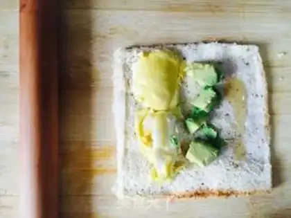 Make Toast rolls step 3