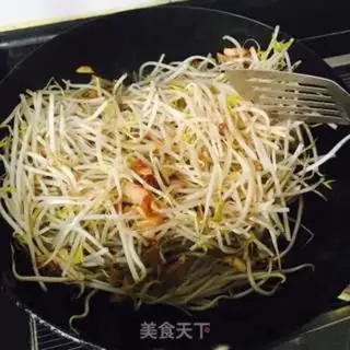 Make Soccer bean sprouts step 2