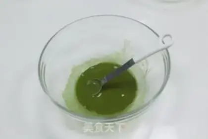 Make Double-colour tea cake rolls step 0