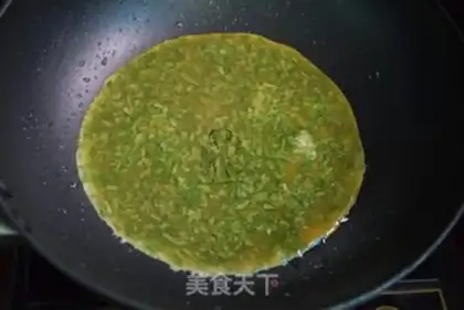 Make Fried eggs step 4