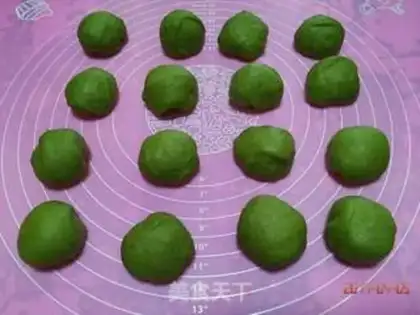 Make Smash the tea and broccoli step 4