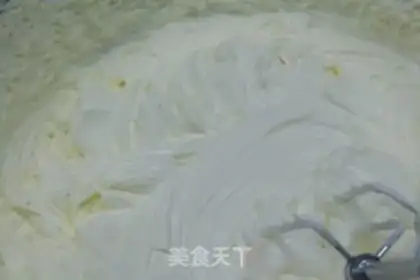 Make Double-colour tea cake rolls step 10