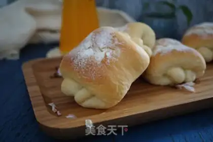 Make Japanese milk rolls step 14