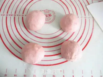 Make Flamingo bread step 7