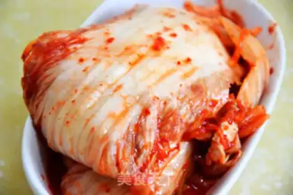 Make Spicy cabbage step 1