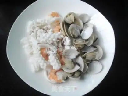 Make Cheese and seafood step 1