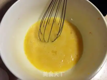 Make Orange-coloured Madeleine cake step 2