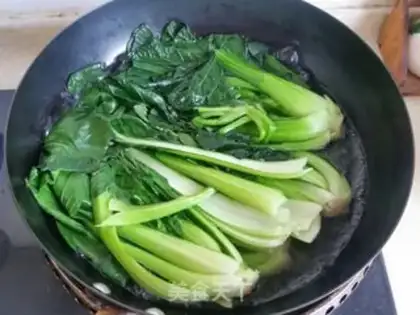 Make Green tofu buns step 2