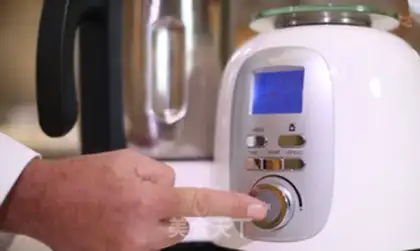 Make Banana shake step 3
