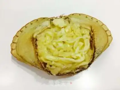Make Cheese and bread crabs step 7
