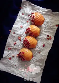 Make Orange-coloured Madeleine cake step 9