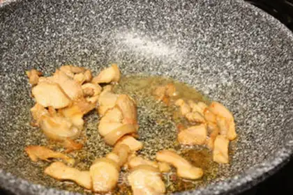 Make Autumn fried meat step 3