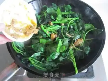 Make Scrambled potatoes step 3
