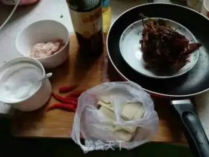 Make A bonfire step 1