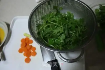 Make Egg soup step 2