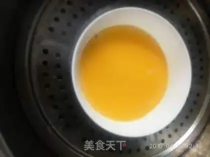 Make Scrambled with steamed eggs step 2