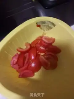 Make Tomato fried eggs step 0