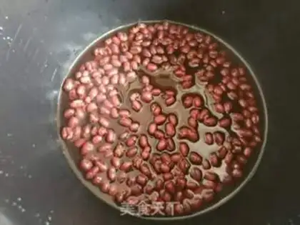 Make Pineapple pizza step 1