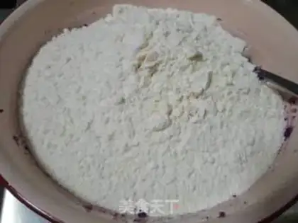 Make Potato flower buns step 3
