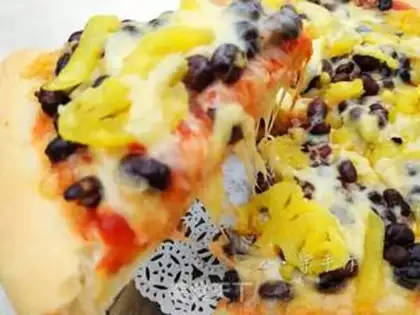 Make Pineapple pizza step 15
