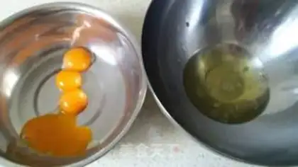 Make Bottle cake step 1
