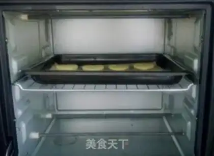 Make Heart crackers step 8