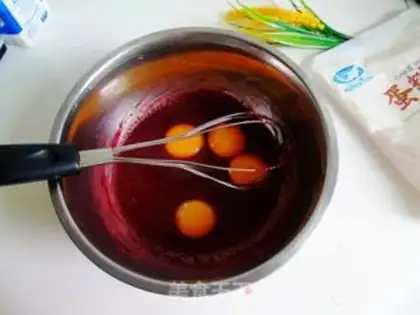 Make Strawberry roll step 2