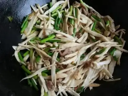 Make Garlic apricot mushrooms step 5