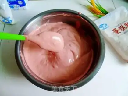 Make Strawberry roll step 9