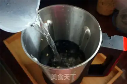 Make Black sesame oatmeal step 2