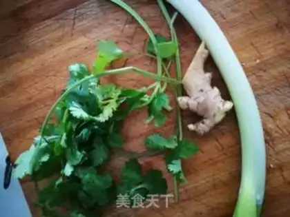 Make Eggplant shrimp step 1