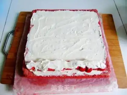 Make Strawberry roll step 13