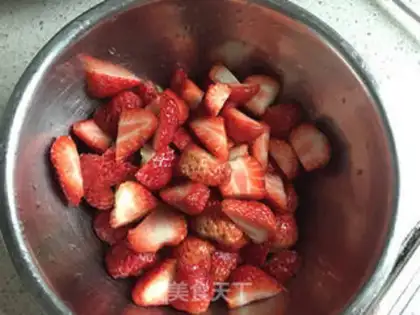Make Fancy mousse cake step 2