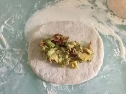 Make Cream tuna bread step 6