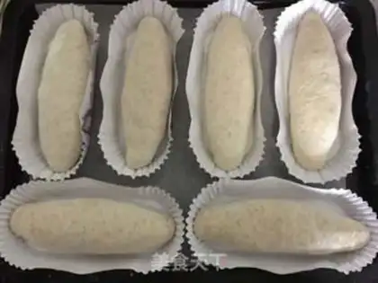 Make Cream tuna bread step 8