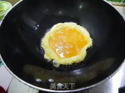 Make Crab mushrooms and fried eggs step 2