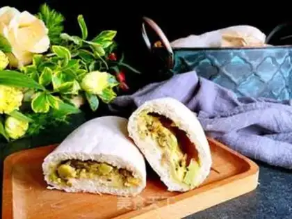 Make Cream tuna bread step 13