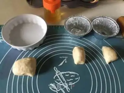 Make Curry potato pie step 3