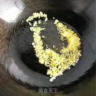 Make Garlic fan dishes step 2